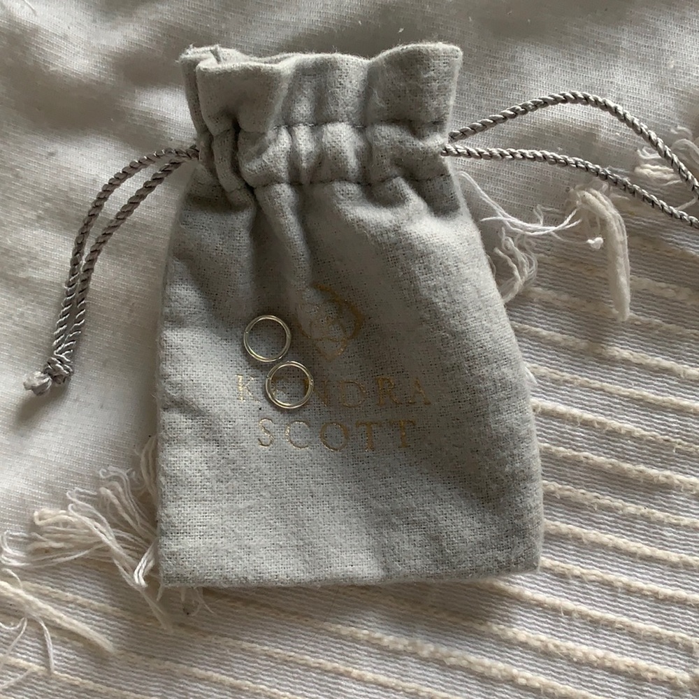 Kendra Scott Keeley huggins hoops